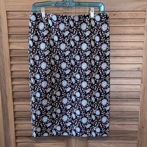 NWT Loft skirt, navy, size M